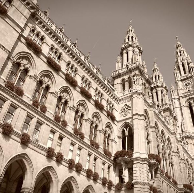 Historisches Gebäude - Rathaus in Wien im Bezirk Innere Stadt